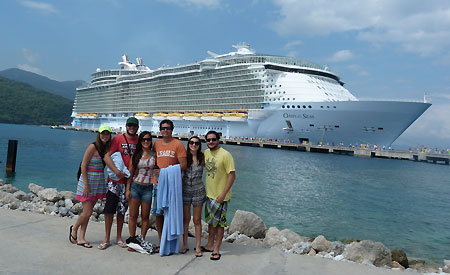 Pamela y sus amigos en crucero